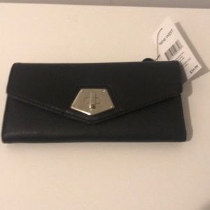Nine West black wallet